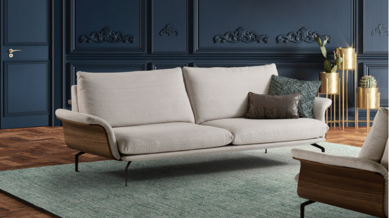 Canapé ENZO - Un canapé design 2 3 places tout confort mêlant tissu et bois. Réalisable en cuir, disponible dans plusieurs dimen