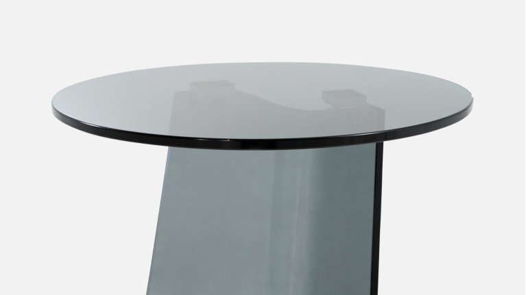 Bout de canapé MIRAGGIO | Design en verre courbé fumé