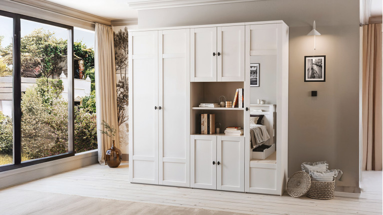 Armoire portes battantes...