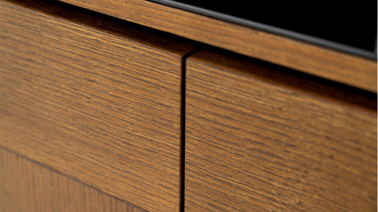 Buffet Cosmos noyer | Courbes douces et finitions haut de gamme