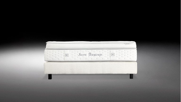 Matelas SUITE DIAMOND | Soutien ferme avec surmatelas au choix