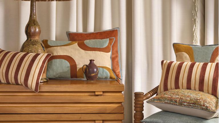 Coussin JOSHUA brodé | Coussin rayé 30x50 cm