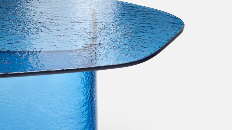 Table basse ISOLA en verre fusion | Table basse sculpturale