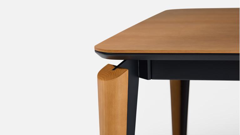 Table extensible COSMOS noyer | Allonge centrale et piètement frêne