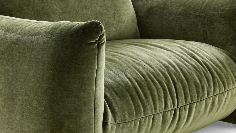 Fauteuil VELVETTE, fauteuil aux formes généreuses