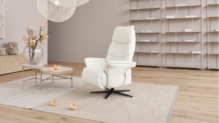 Fauteuil relaxation pivotant électrique Himolla ADELE