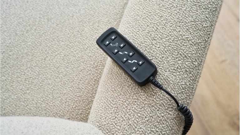 Fauteuil relaxation électrique pivotant cuir Himolla AVA
