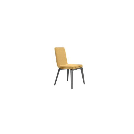 Chaise en tissu SOFIA - Différentes matières, coloris de piétement disponibles pour cette chaise au style unique !